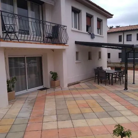 بيت للعطل Maison De Charme *